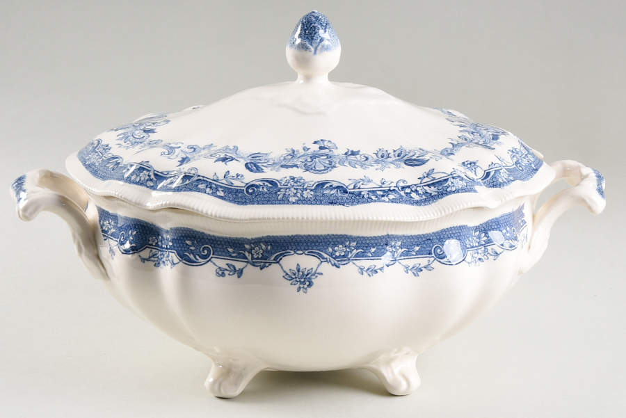 Persian Tulip Blue Tureen &  Lid by Johnson Brothers-1