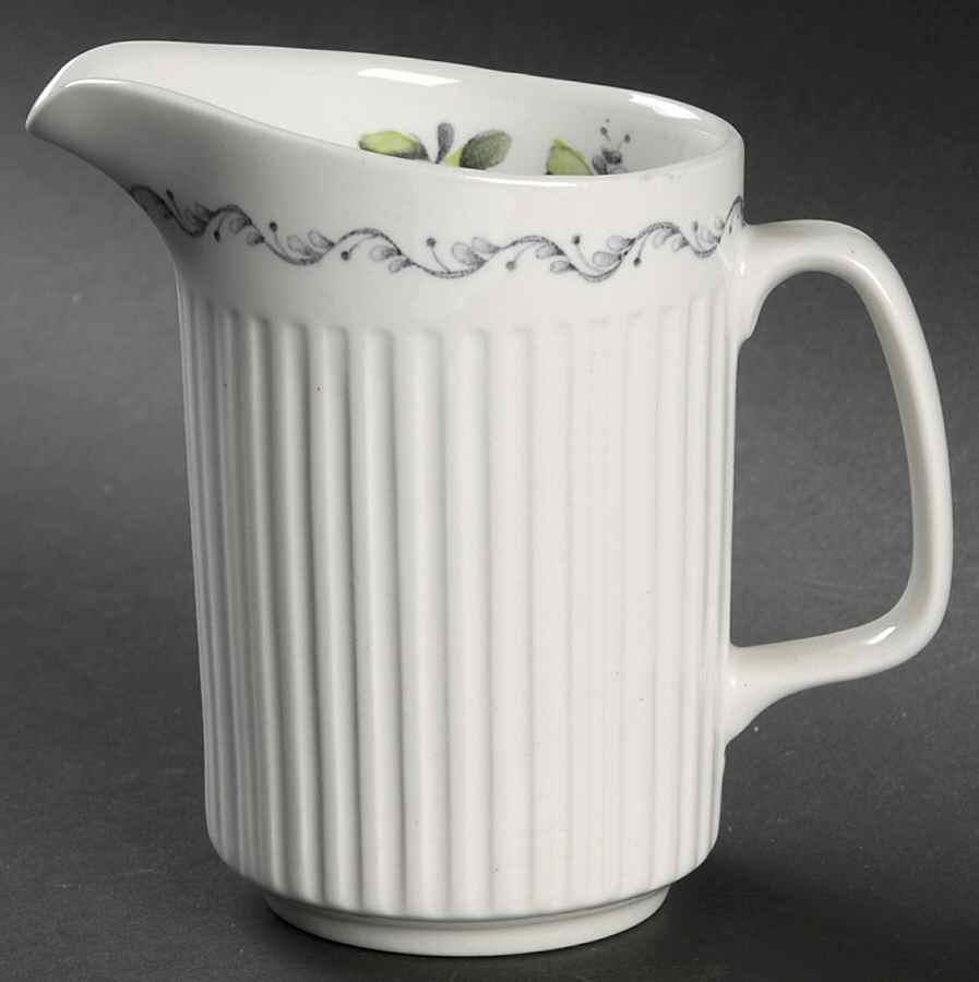 Plum Blossom Creamer by Johnson Brothers-1