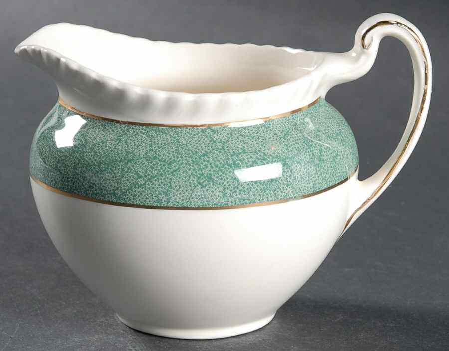 Powder Border Green & White Creamer by Johnson Brothers-1