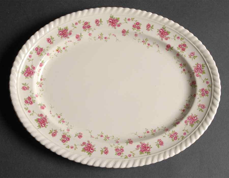 Rambler Rose 10" Oval Serving Platter by Johnson Brothers-1