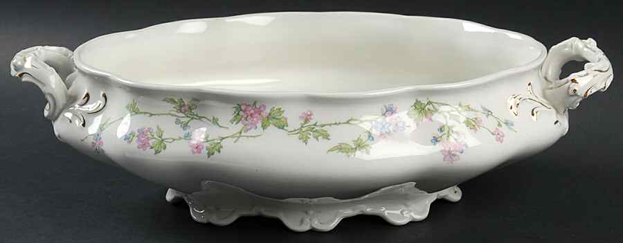 The Regent Oval Vegetable No Lid by Johnson Brothers-1