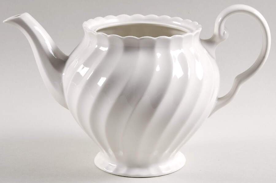 Regency (Made in England, Earthenware Ironstone) Teapot No Lid by Johnson Brothers-1