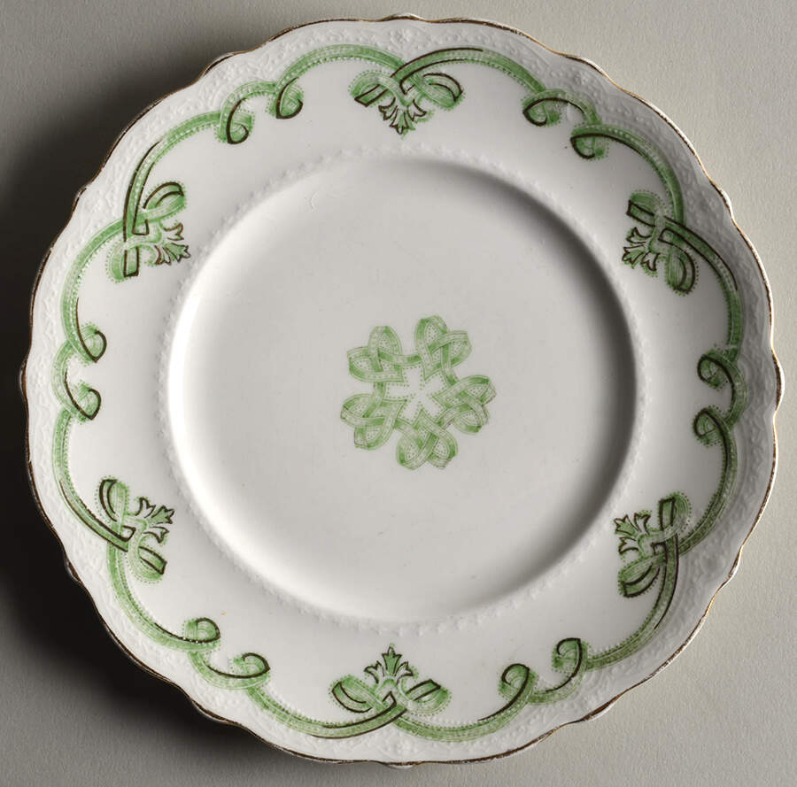 Rolland Green Dessert/Pie Plate by Johnson Brothers-1