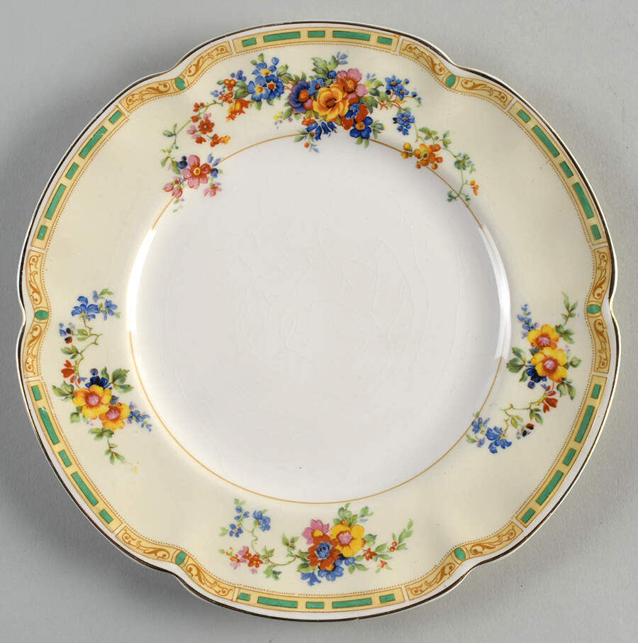 Romance (Scallop) Luncheon Plate by Johnson Brothers-1