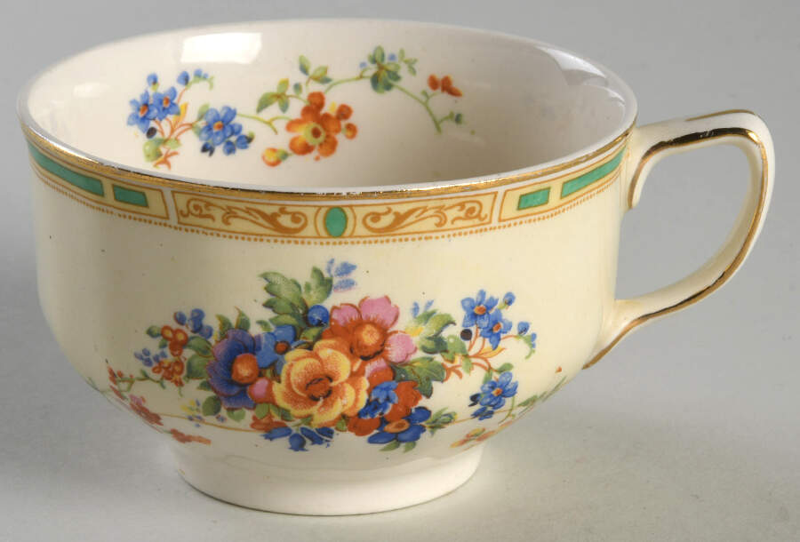 Romance (Scallop) Flat Cup by Johnson Brothers-1