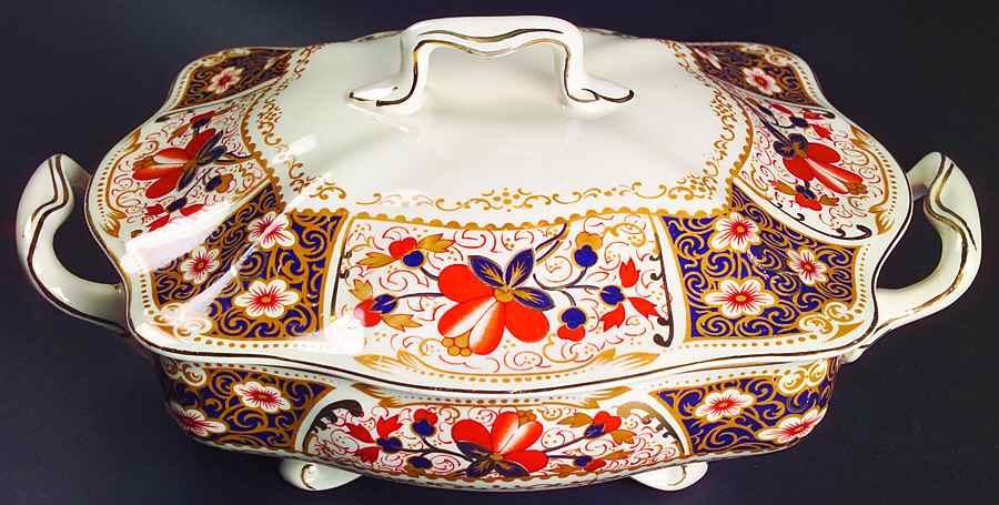 Rutland Round Covered Vegetable by Johnson Brothers-1