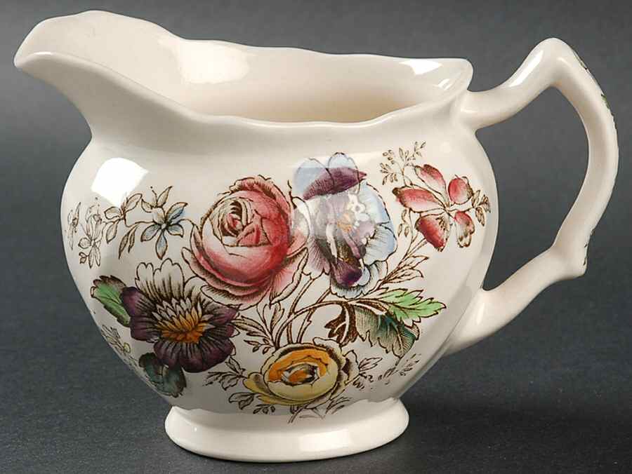 Sheraton (Floral Center) Creamer by Johnson Brothers-1