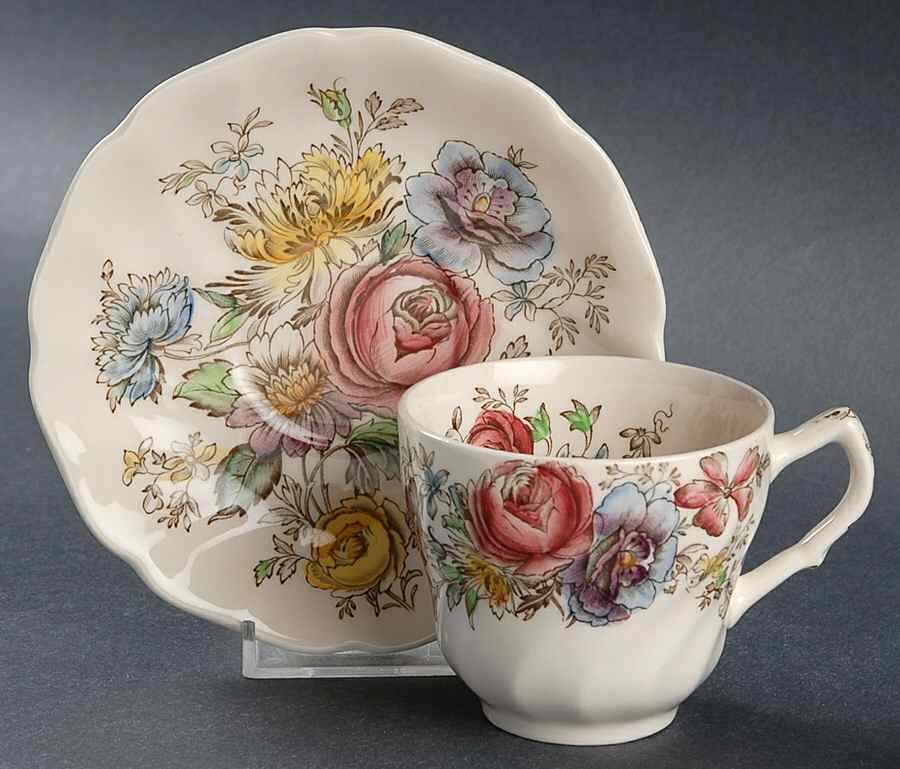 Sheraton (Floral Center) Flat Cup & Saucer Set by Johnson Brothers-1