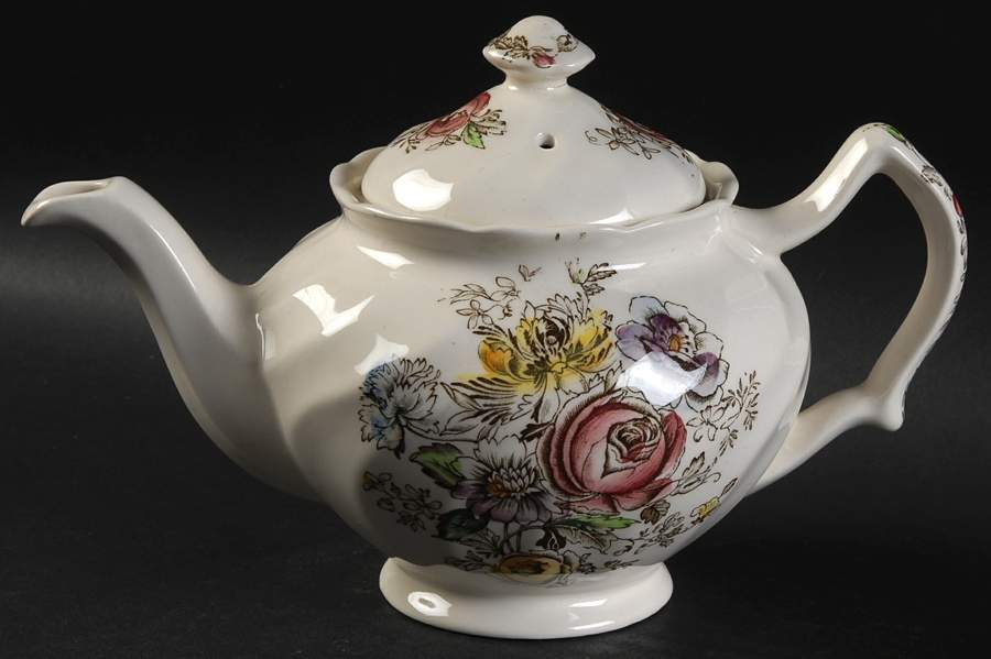 Sheraton (Floral Center) Mini Teapot & Lid by Johnson Brothers-1