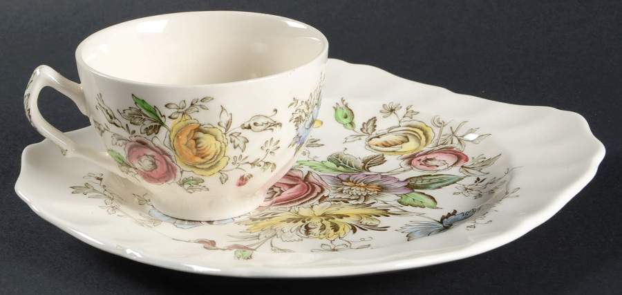 Sheraton (Floral Center) Snack Plate & Cup Set by Johnson Brothers-1