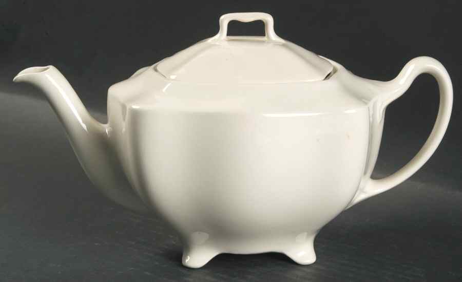 Sovereign Teapot & Lid by Johnson Brothers-1