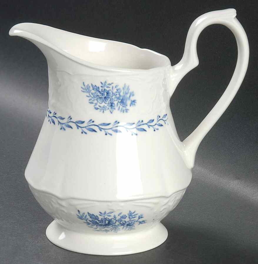 Springfield (Blue Flowers) Creamer by Johnson Brothers-1