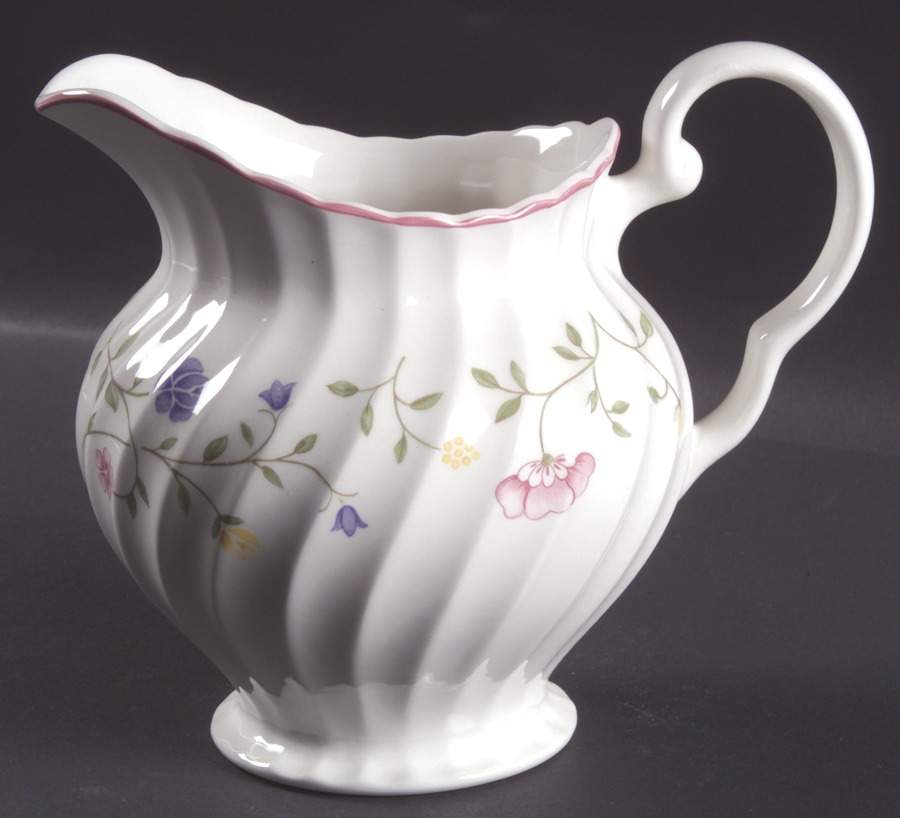 Summer Chintz (Made in England, Earthenware) 32 Oz Pitcher by Johnson Brothers-1