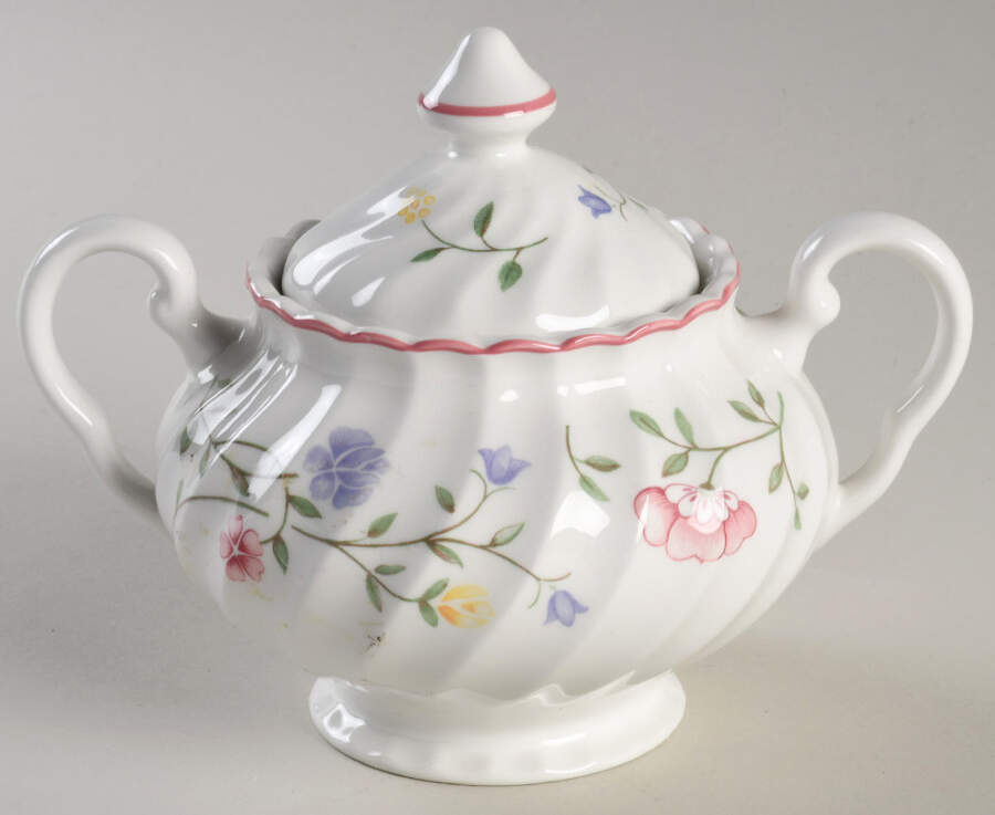 Summer Chintz (Made in England, Earthenware) Sugar Bowl & Lid by Johnson Brothers-1