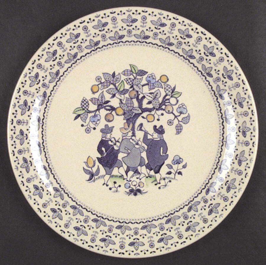 Sugar and Spice Blue Dinner Plate by Johnson Brothers-1