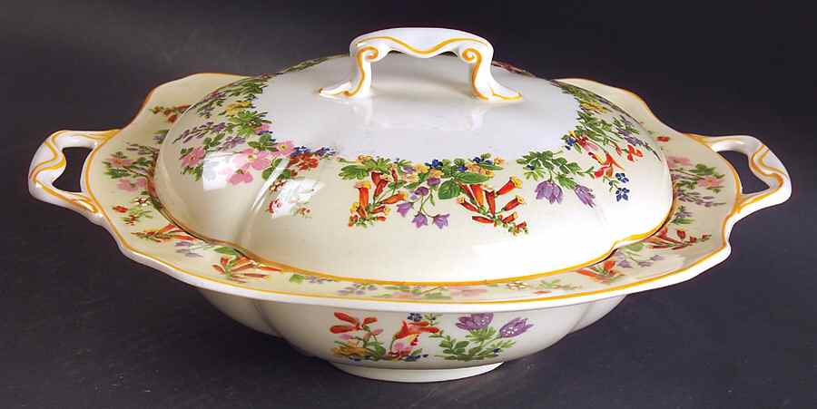 Sweet Briar Round Covered Vegetable by Johnson Brothers-1