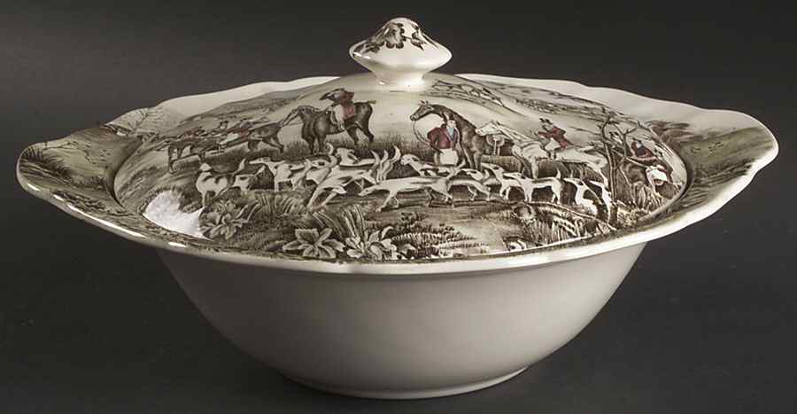 Tally Ho Round Covered Vegetable by Johnson Brothers-1