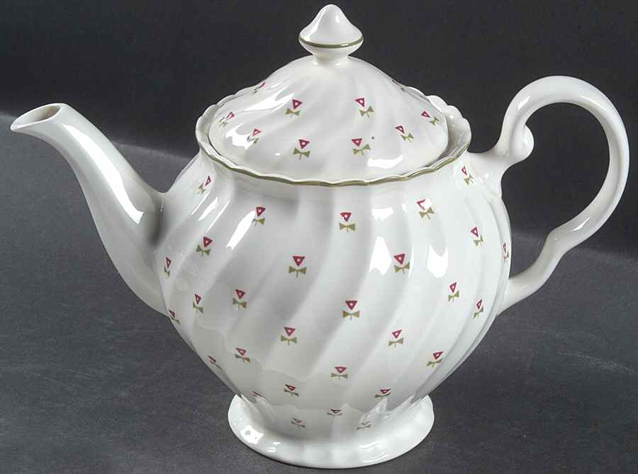 Thistle Teapot & Lid by Johnson Brothers-1