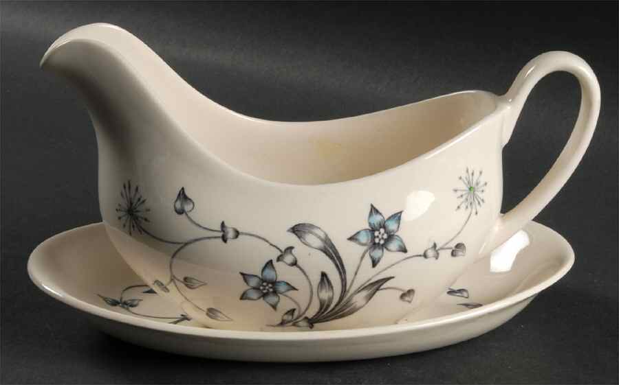 Titania Blue Gravy Boat & Underplate by Johnson Brothers-1