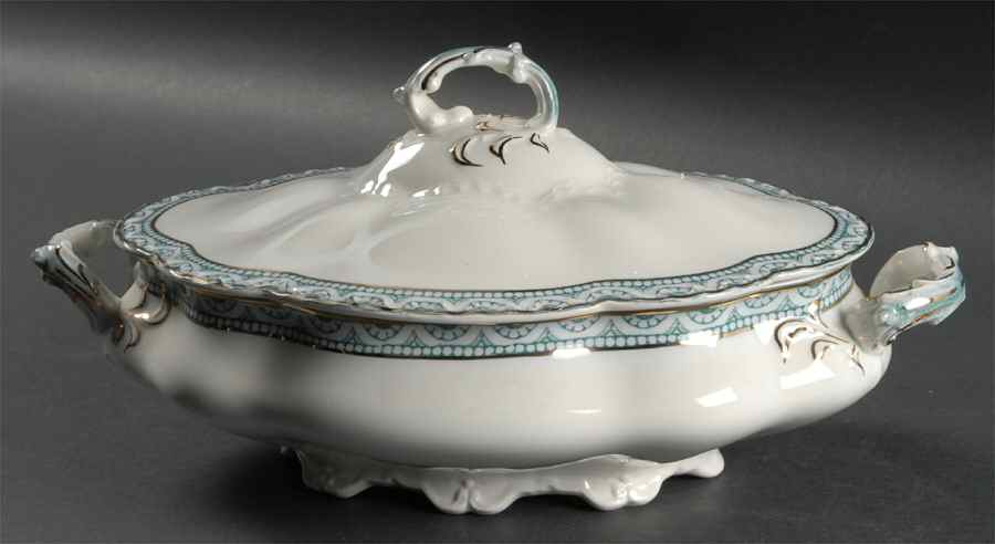 Touraine Oval Covered Vegetable by Johnson Brothers-1