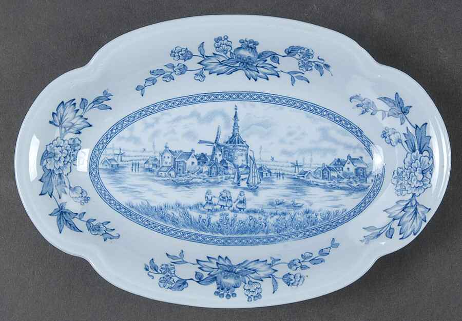 Tulip Time Blue (Blue Background) Relish/Gravy Underplate by Johnson Brothers-1