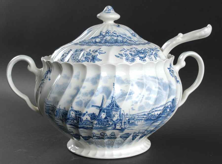 Tulip Time Blue (White Background) Tureen & Lid w/Ladle by Johnson Brothers-1