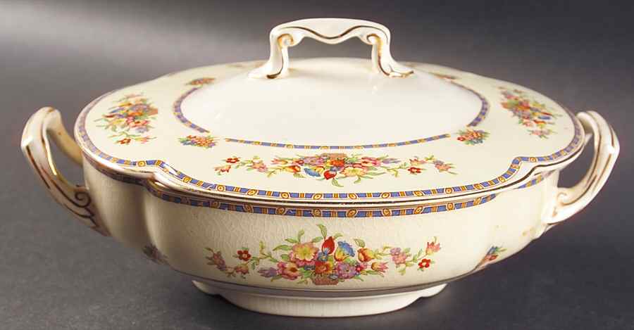 Victoria (Floral Basket) Oval Covered Vegetable by Johnson Brothers-1