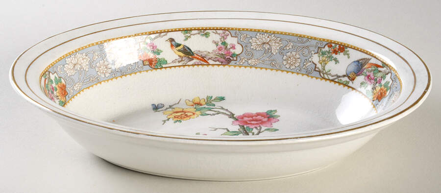 The Vigo (Smooth) 8" Oval Vegetable Bowl by Johnson Brothers-1