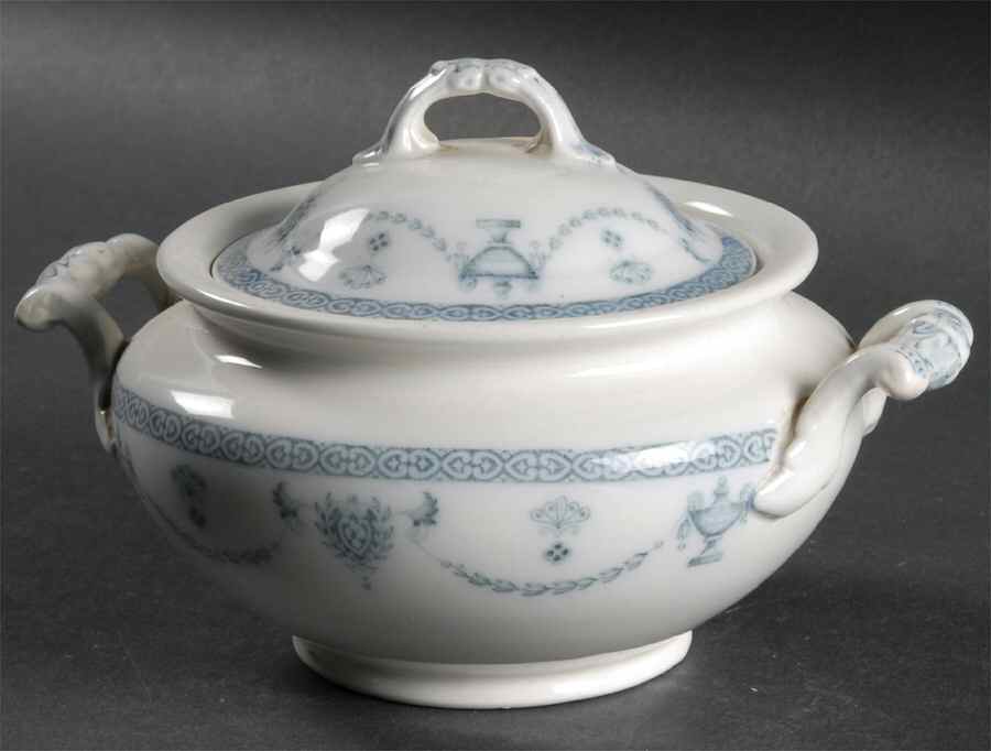 The Villiers Sugar Bowl & Lid by Johnson Brothers-1