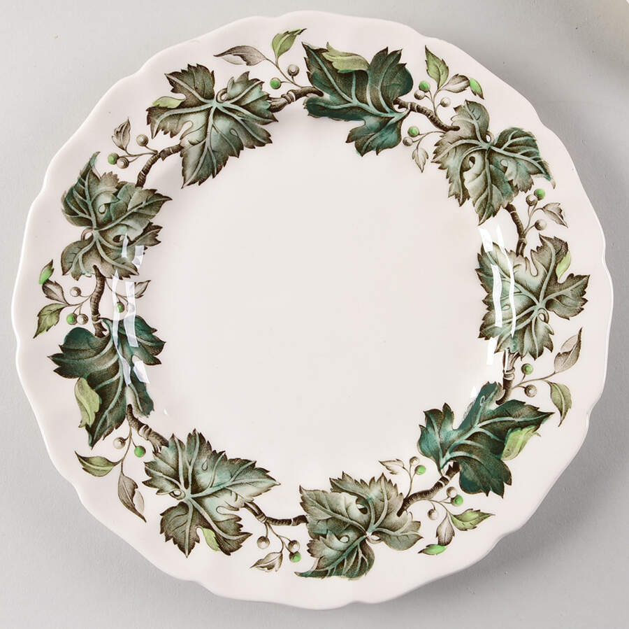 Vintage Cream (Green Ivy & Berries) Dinner Plate by Johnson Brothers-1