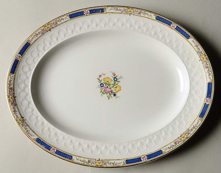 Vincent 10" Oval Serving Platter by Johnson Brothers-1