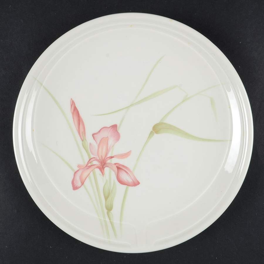 Vogue (Flowers Center) Salad Plate by Johnson Brothers-1