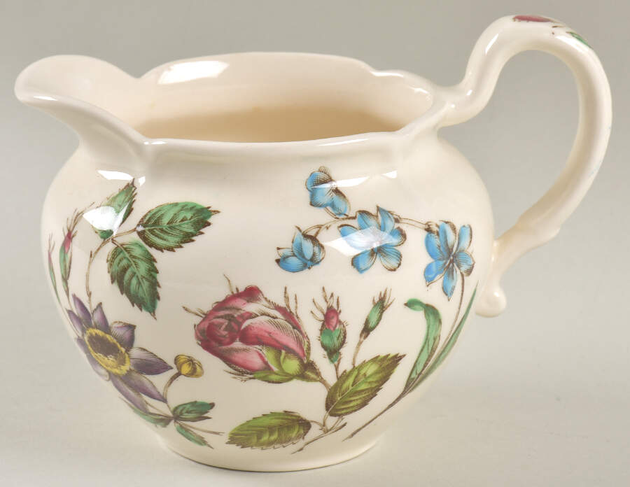 Wakefield Creamer by Johnson Brothers-1