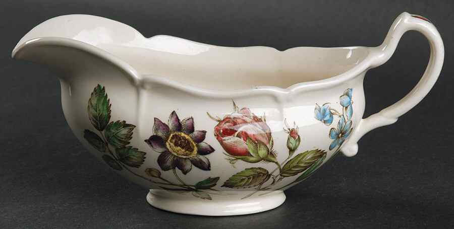 Wakefield Gravy Boat by Johnson Brothers-1