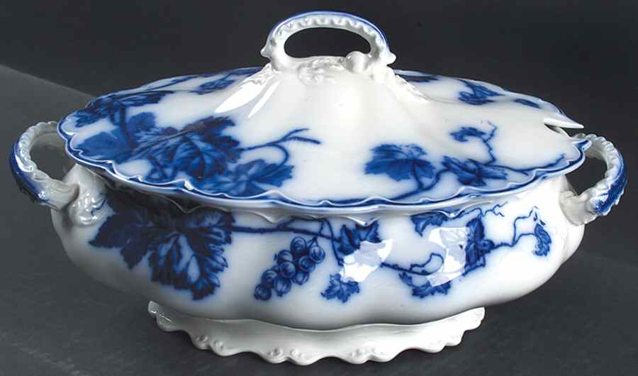Warwick (Flow Blue) Tureen &  Lid by Johnson Brothers-1