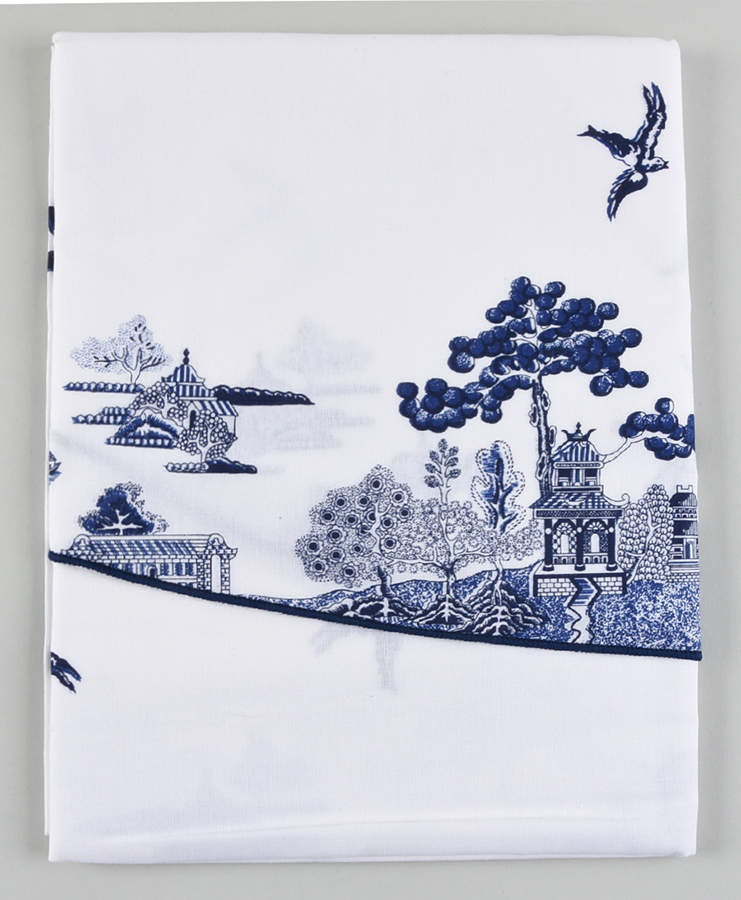 Willow Blue (Made in England, Earthenware, Newer) 52" x 70" Oblong Tablecloth by Johnson Brothers-1