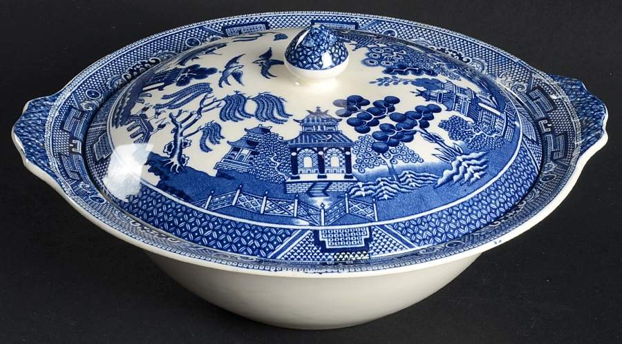Willow Blue (Made in England, Earthenware, Newer) Round Covered Vegetable by Johnson Brothers-1