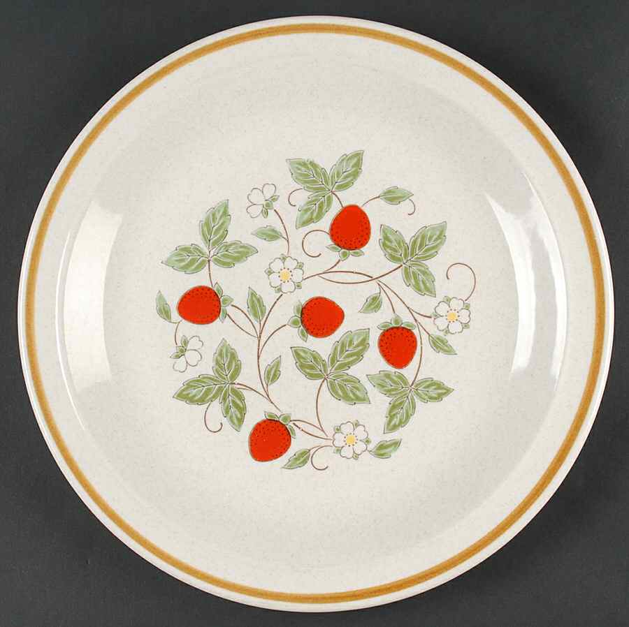 Berry Blossom 12" Chop Plate (Round Platter) by JCPenney-1