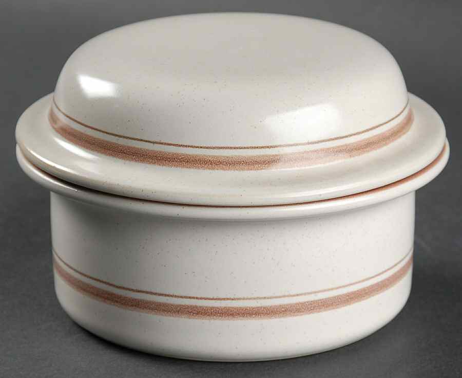 Country Cupboard Brown Individual Casserole & Lid by Jepcor-1