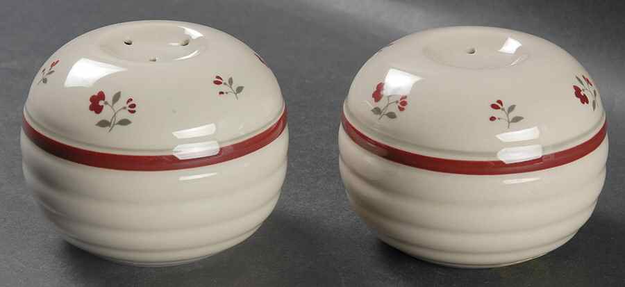 Libbies Love Salt & Pepper Set by Jepcor-1