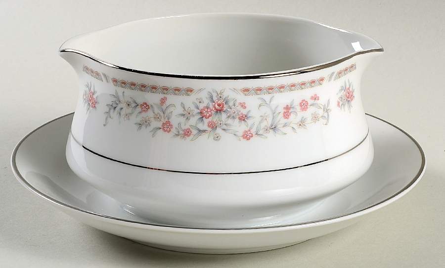 Regency Gravy Boat with Attached Underplate by Jepcor-1