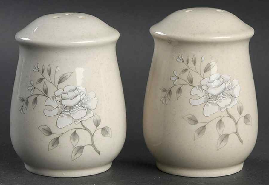 JMP5 Salt & Pepper Set by JMP Marketing-1