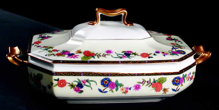 10601 Oval Covered Vegetable by Johann Haviland-1