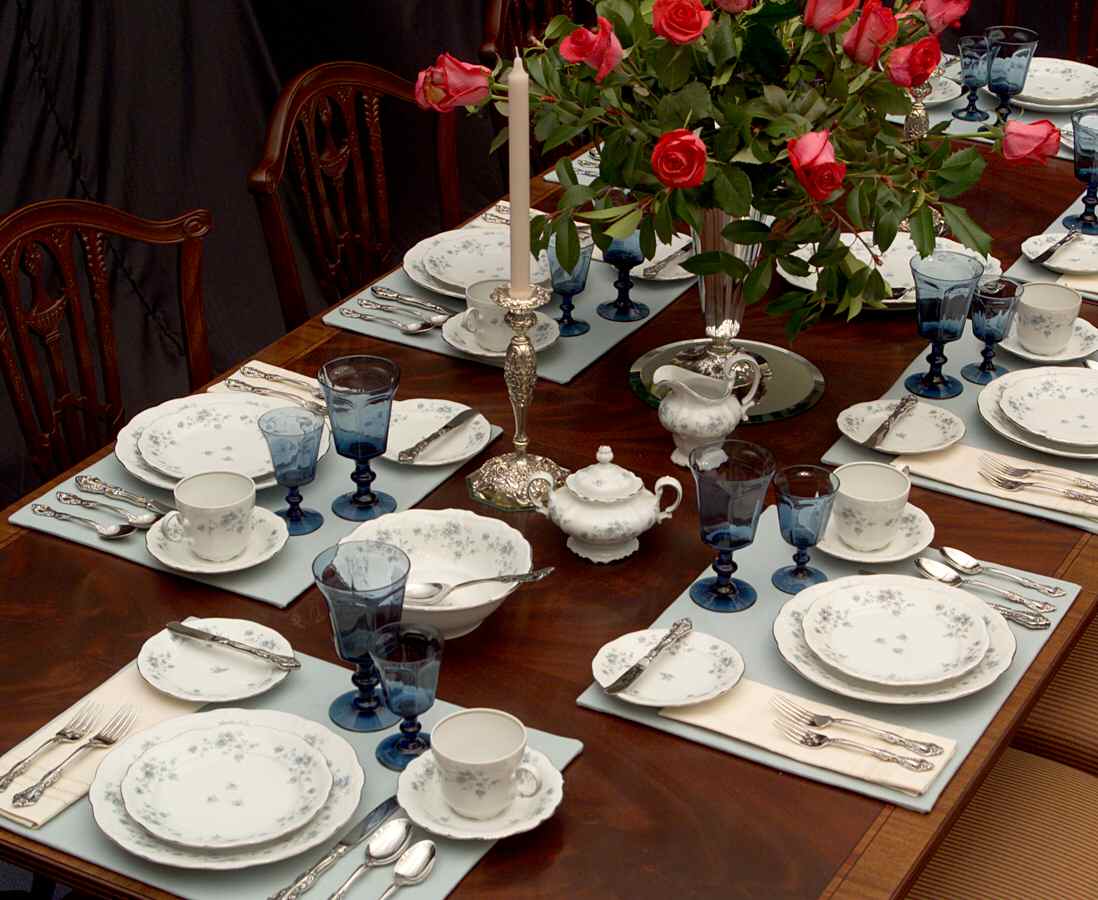 Blue Garland (Bavaria Backstamp) 45 Piece Estate Set by Johann Haviland-1