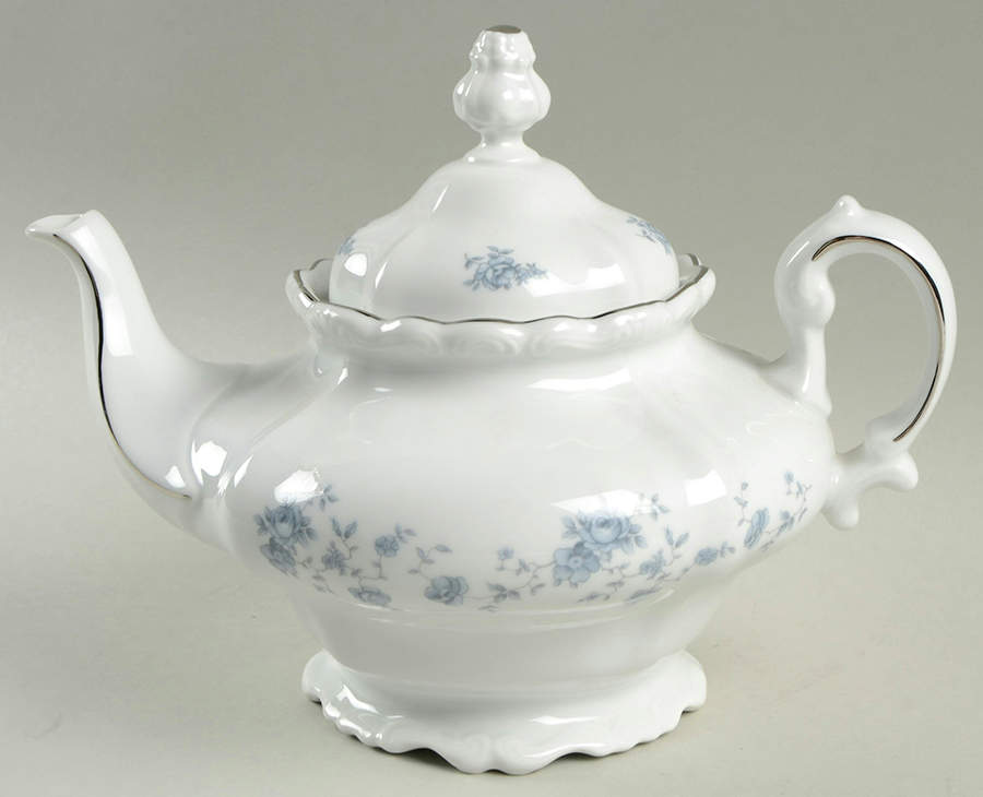 Blue Garland (Thailand Traditions) Teapot & Lid by Johann Haviland-1