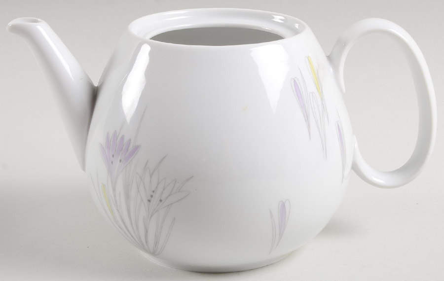 Crocus Teapot No Lid by Johann Haviland-1