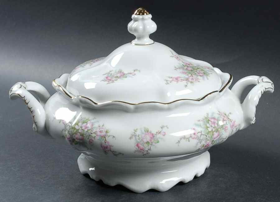JOH1 Round Covered Vegetable by Johann Haviland-1