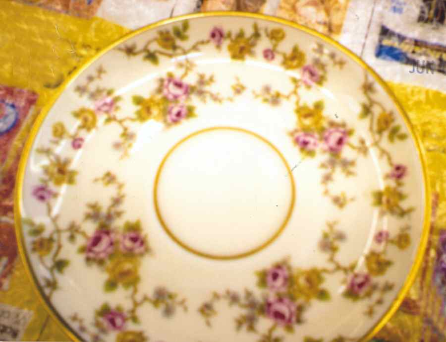02056 Saucer by Johann Haviland-1