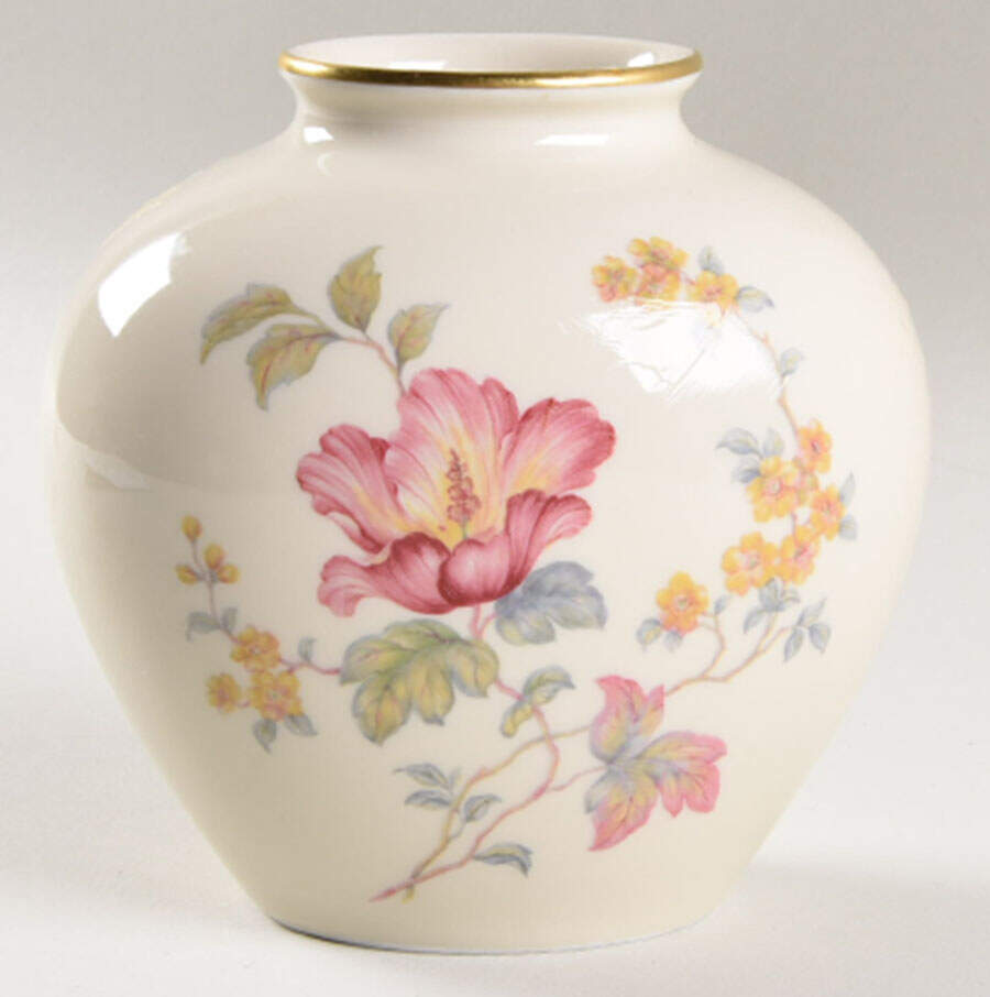 JOH109 Medium Vase by Johann Haviland-1