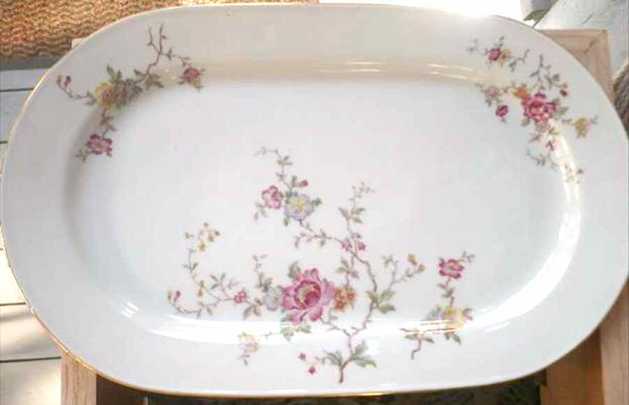 E672 12" Oval Serving Platter by Johann Haviland-1